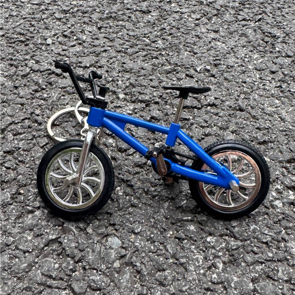 Creative Alloy Finger Bicycle  - Mountain Biking Backpack 评论和价格