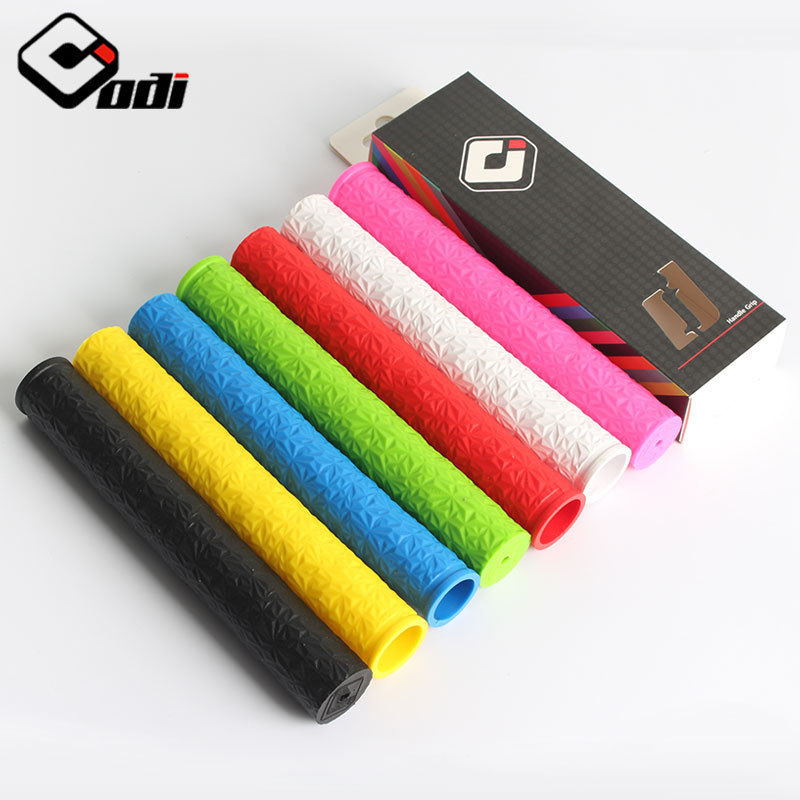 ODI Scooter Grip 160mm Silicon - Mountain Biking Kids 评论和价格